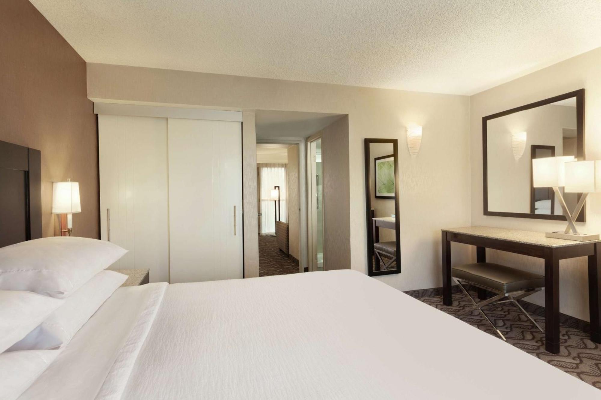Embassy Suites By Hilton Arcadia-Pasadena Area Exterior foto